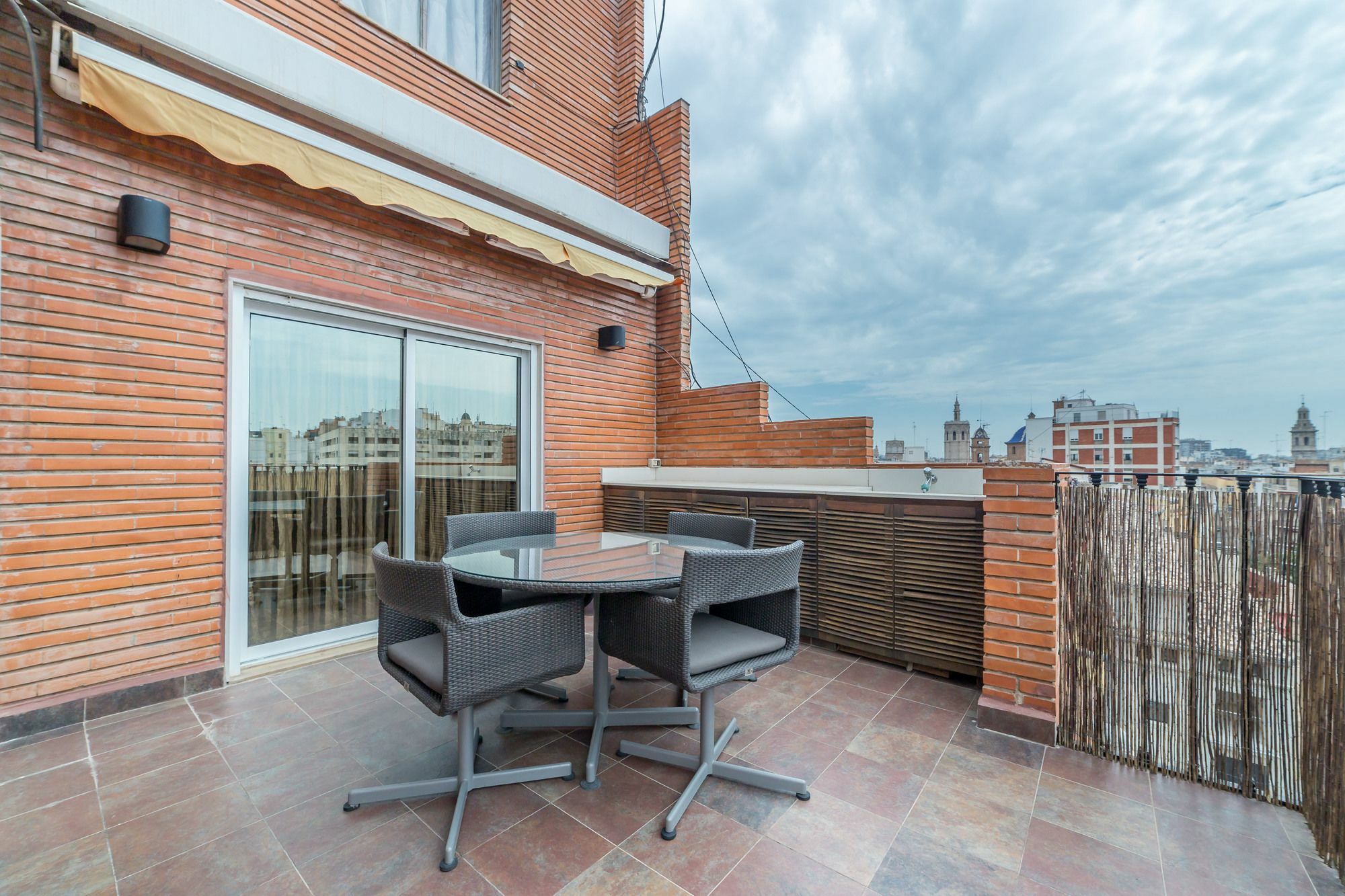 Travel Habitat Atico Ciutat Vella. Apartment Valencia Exterior foto